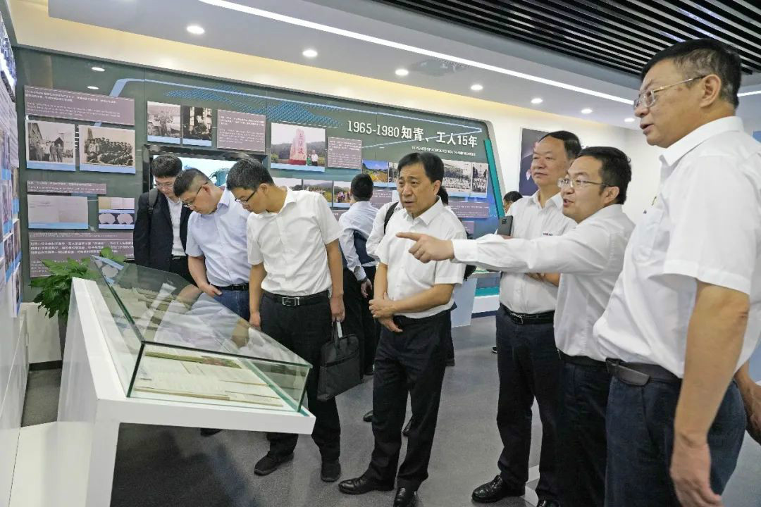 中铁设备赵华总经理莅临KU酷游官网智能互换