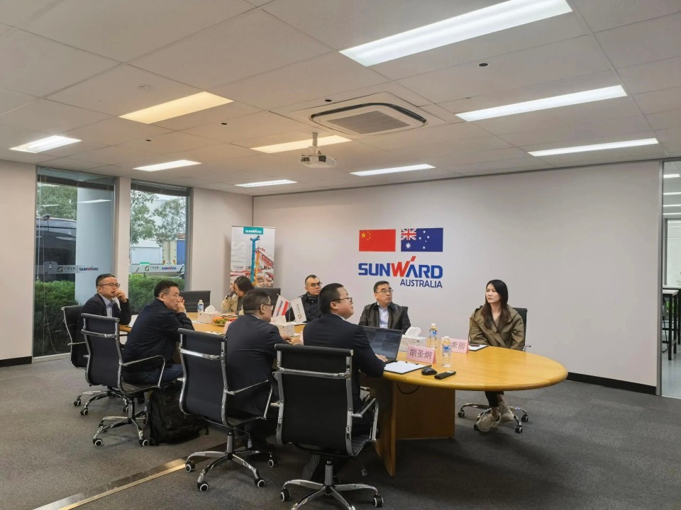 昭通工控集团总经理王福铸率队调查KU酷游官网智能澳大利亚子公司