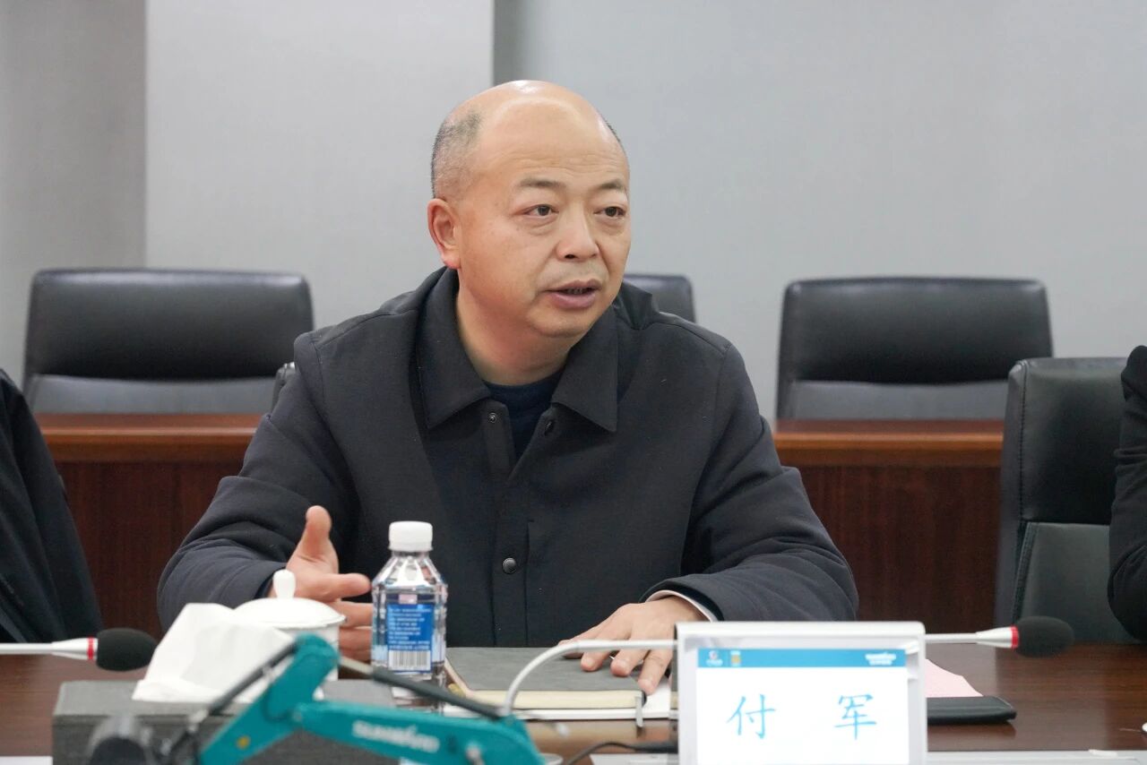数智化现场混字油火药车下线!KU酷游官网智能与易普力携手共筑智能矿山新篇章